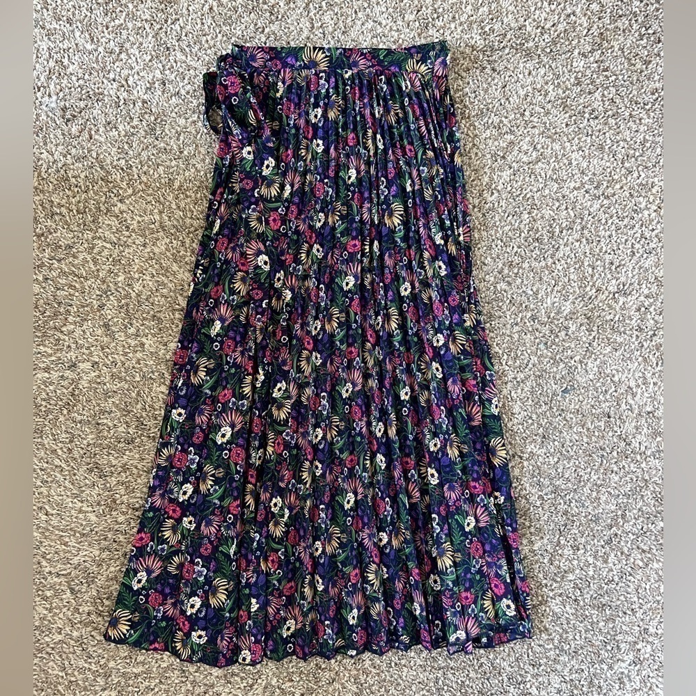 LuLaRoe Floral Deanna Pleated Wrap Around Maxi Skirt